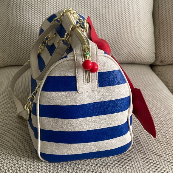 Betsey Johnson Bold Blue and White Satchel - Picture 5 of 8